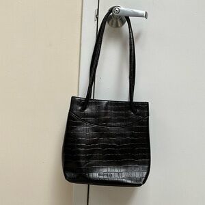 Neuville leather bag